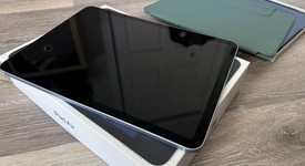 Good
													Apple iPad Air 4th Gen - Unlocked, Sky Blue, 256 GB, A2324, photo 2 of 5