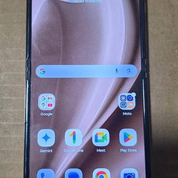 Motorola Razr Plus (2025) - Unlocked, 256 GB, Peach Fuzz, 12 GB