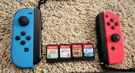Good
													Nintendo Switch - Red & Blue, 32 GB, photo 4 of 12