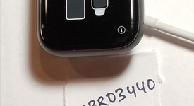 Good
													Apple Watch Series 4 44mm - T-Mobile, Gray, A1976 - Cellular, Aluminum, photo 4 of 5