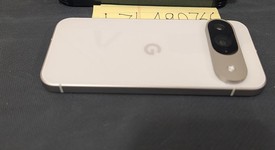 Good
													Google Pixel 9 - Unlocked, Porcelain, 128 GB, 12 GB, G2YBB, photo 1 of 5