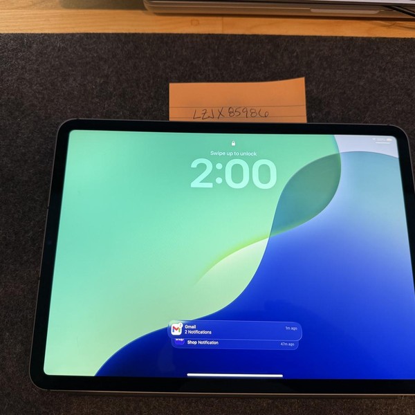 Apple iPad Pro 11 inch 3rd Gen 2021 - Unlocked, 128 GB, Gray