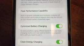Mint
													Apple iPhone 11 - Unlocked, Green, 64 GB, A2111, photo 3 of 5