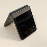 Mint Motorola Razr (2024) - Unlocked, 256 GB, Gray, 8 GB