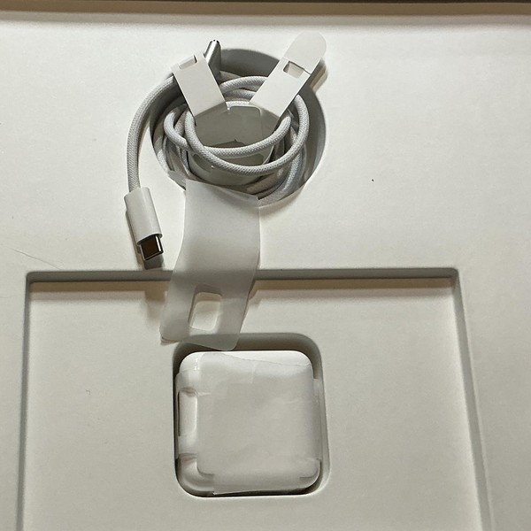 MacBook Air 2025 (M4) - 15 inch - 512 GB, Sky Blue, 16 GB, Apple M4