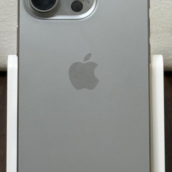 Apple iPhone 16 Pro - Unlocked, 512 GB, Natural, A3083