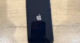 Good
													Apple iPhone SE 3rd Gen 2022 - Unlocked, Midnight, 64 GB, A2595, photo 5 of 6