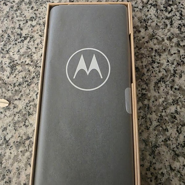 Motorola Edge (2024) - Unlocked, 256 GB, Midnight Blue, 8 GB