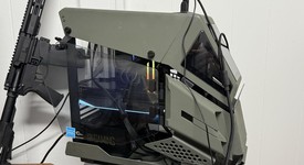 Mint
													Custom Gaming PC, photo 2 of 17
