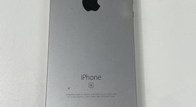 Mint
													Apple iPhone SE 1st Gen 2016 - AT&T, Grey, 128 GB, A1662, photo 3 of 7