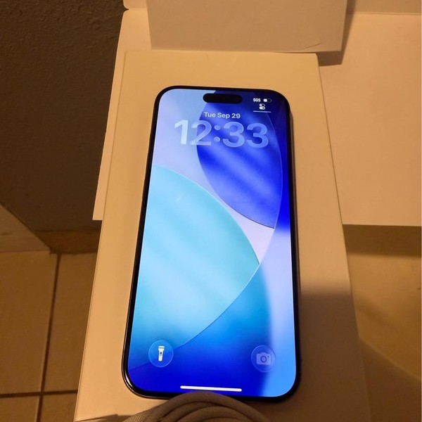 Apple iPhone 15 Pro - Unlocked, 256 GB, Natural, A2848