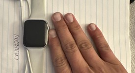 Mint
													Apple Watch SE 2nd Gen 44mm - Unlocked, Starlight, A2727 - Cellular, Aluminum, photo 2 of 5