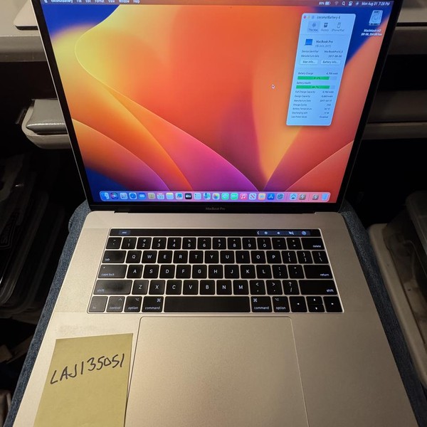 MacBook Pro 2017 (With Touch Bar) - 15 inch - 256 GB, Silver, 16 GB, Intel Core i7