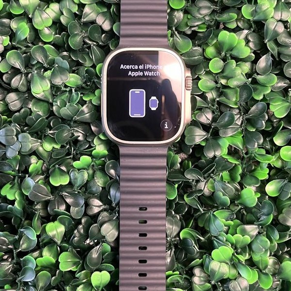 Apple Watch Ultra 2 49mm - Unlocked, Natural, A2986