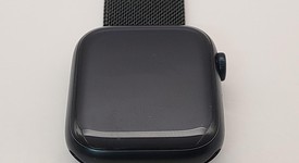Good
													Apple Watch Series 7 45mm - Unlocked, Midnight, A2477 - Cellular, Aluminum, photo 3 of 4