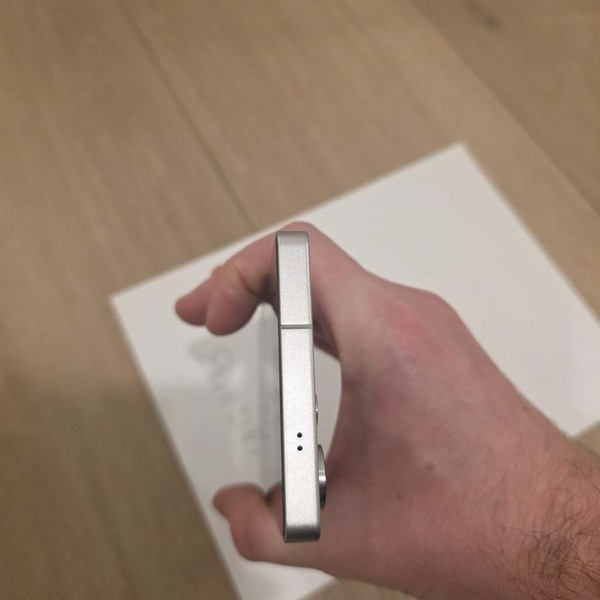 Samsung Galaxy S25 Ultra - Unlocked, 512 GB, Whitesilver, 12 GB, SM-S938U1