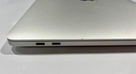 Good
													MacBook Pro 2020 - 13" - I7, Silver, 512 GB, 32 GB, photo 4 of 8
