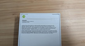 New
													Apple iPhone SE 3rd Gen 2022 - AT&T, Red, 64 GB, A2595, photo 2 of 3