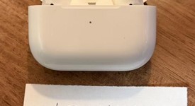 Used
													Apple AirPods Pro - Wireless Case, photo 2 of 6