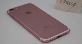 Good
													Apple iPhone 7 - Unlocked, Rose Gold, 32 GB, A1660, photo 4 of 4