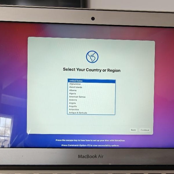 MacBook Air 2015 - 13 inch - 128 GB, Silver, 8 GB