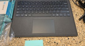 Good
													Microsoft Surface Laptop 2 - I7, Black, 512 GB, 16 GB, photo 2 of 7
