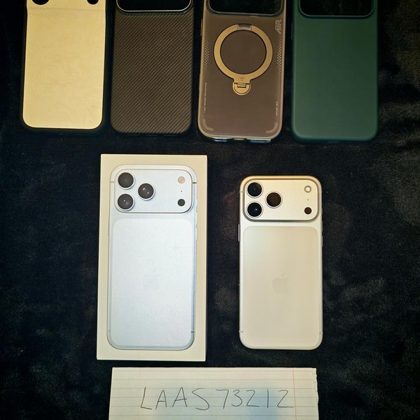 Apple iPhone 17 Pro Max - Unlocked, 512 GB, Silver, A3257