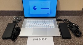 Mint
													Razer Blade 15" 2020 - I7, White, 512 GB, 16 GB, 4k, Base, photo 1 of 11