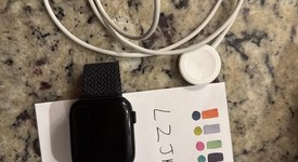 Good
													Apple Watch Series 7 45mm - Verizon, Midnight, A2477 - Cellular, Aluminum, photo 2 of 8