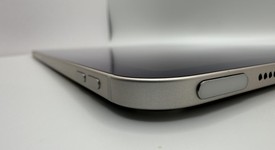 Mint
													Apple iPad Air 5th Gen - Verizon, Starlight, 256 GB, A2589, photo 4 of 18