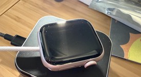 Good
													Apple Watch Series 9 41mm - Unlocked, Pink, A2982 - Cellular, Aluminum, photo 3 of 5