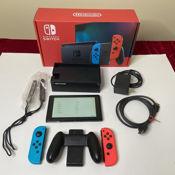 Nintendo Switch - 32 GB, Red & Blue