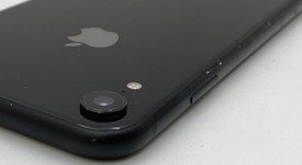 Fair
													Apple iPhone Xr - Unlocked, Black, 64 GB, A1984, photo 4 of 9