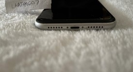 Good
													Apple iPhone Xr - Unlocked, White, 64 GB, A1984, photo 4 of 8