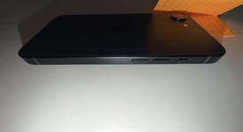 Mint
													Apple iPhone 16e - Boost, Black, 128 GB, A3212, photo 3 of 6