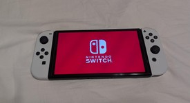 Mint
													Nintendo Switch - OLED - White, 64 GB, photo 2 of 6