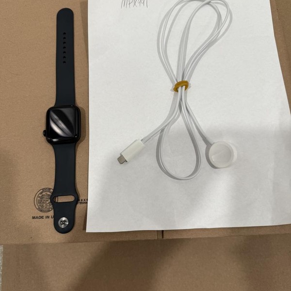 Apple Watch SE 2nd Gen 44mm - Unlocked, Midnight, A2727 - Cellular, Aluminum