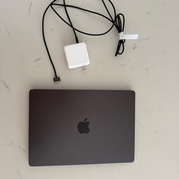 MacBook Pro Late 2023 (M3) - 14 inch - 512 GB, Black, 18 GB, Apple M3 Pro 11-core, 14-core GPU