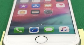 Mint
													Apple iPhone 8 - Unlocked, Silver, 64 GB, A1863, photo 1 of 6