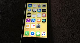 Good
													Apple iPhone 5C - AT&T, Yellow, 8 GB, A1532, photo 4 of 12