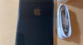Good
													Apple iPhone SE 2nd Gen 2020 - Unlocked, Black, 64 GB, A2275, photo 4 of 9