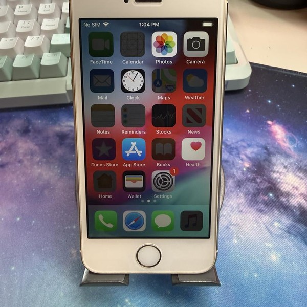 Apple iPhone 5S - Unlocked, 16 GB, Gold, A1533, GSM