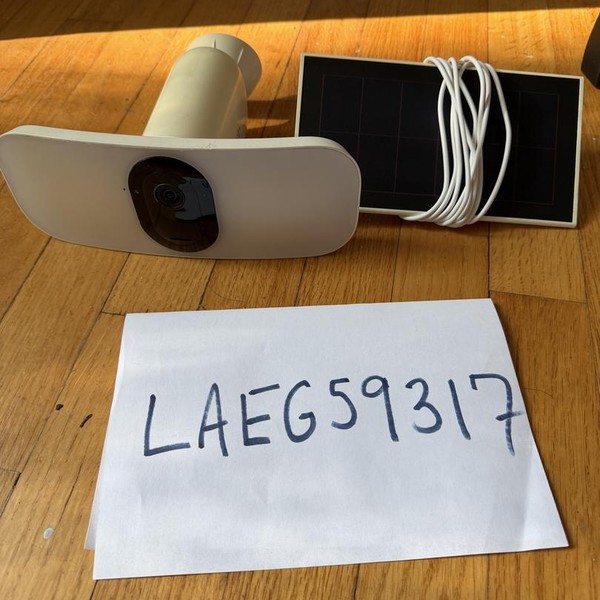 Arlo Pro 3 Floodlight Camera - White