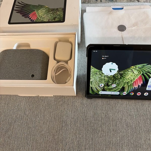 Google Pixel Tablet 11 inch - Wi-Fi, 128 GB, Hazel, 8 GB, Includes Dock