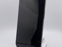 Apple iPhone 16