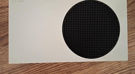 Mint
													Xbox Series S (2020) - White, 512 GB, photo 3 of 8