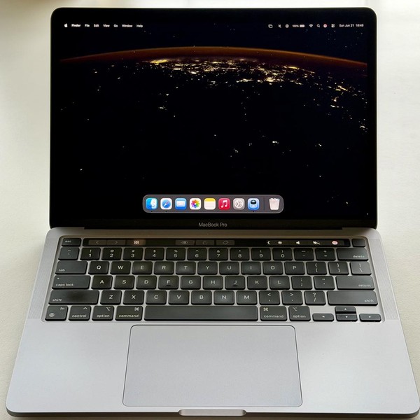 MacBook Pro 2020 - 13 inch - 512 GB, Gray, 16 GB, Apple M1