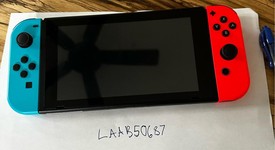 Mint
													Nintendo Switch - Red & Blue, 32 GB, photo 2 of 12