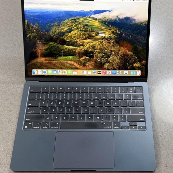 MacBook Air 2024 (M3) - 13 inch - 512 GB, Midnight, 16 GB, Apple M3, 8-core GPU