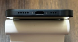 Mint
													Apple iPhone 16 - Unlocked, Black, 128 GB, A3081, photo 4 of 7